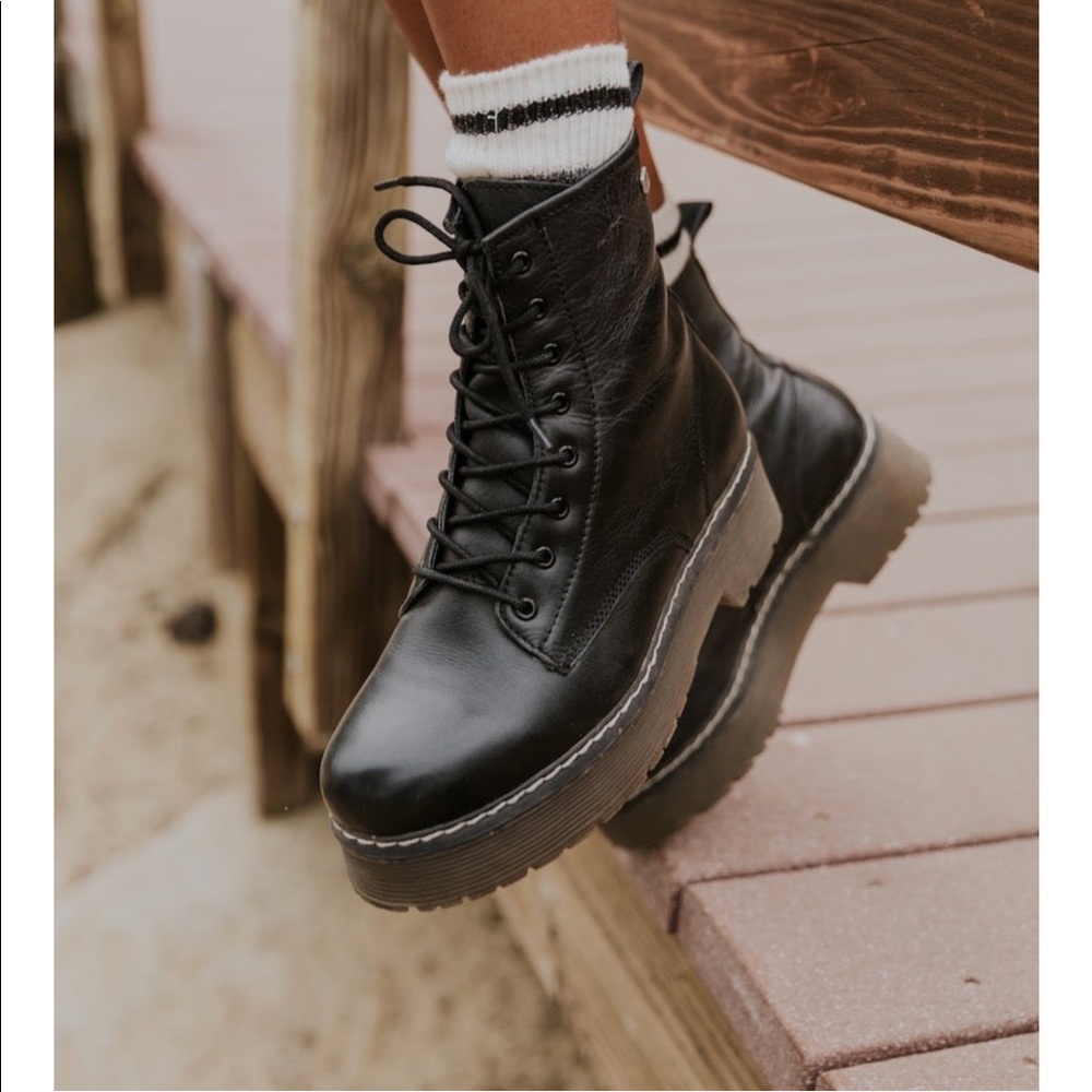Platform leather boots